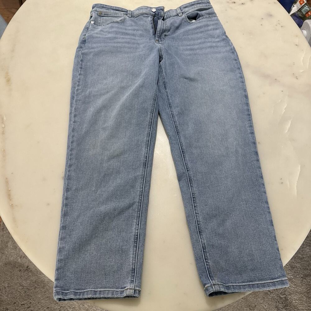 L.L. Bean Classic Fit Jeans Women 14 Petite Light Wash Blue Straight Leg Relaxed